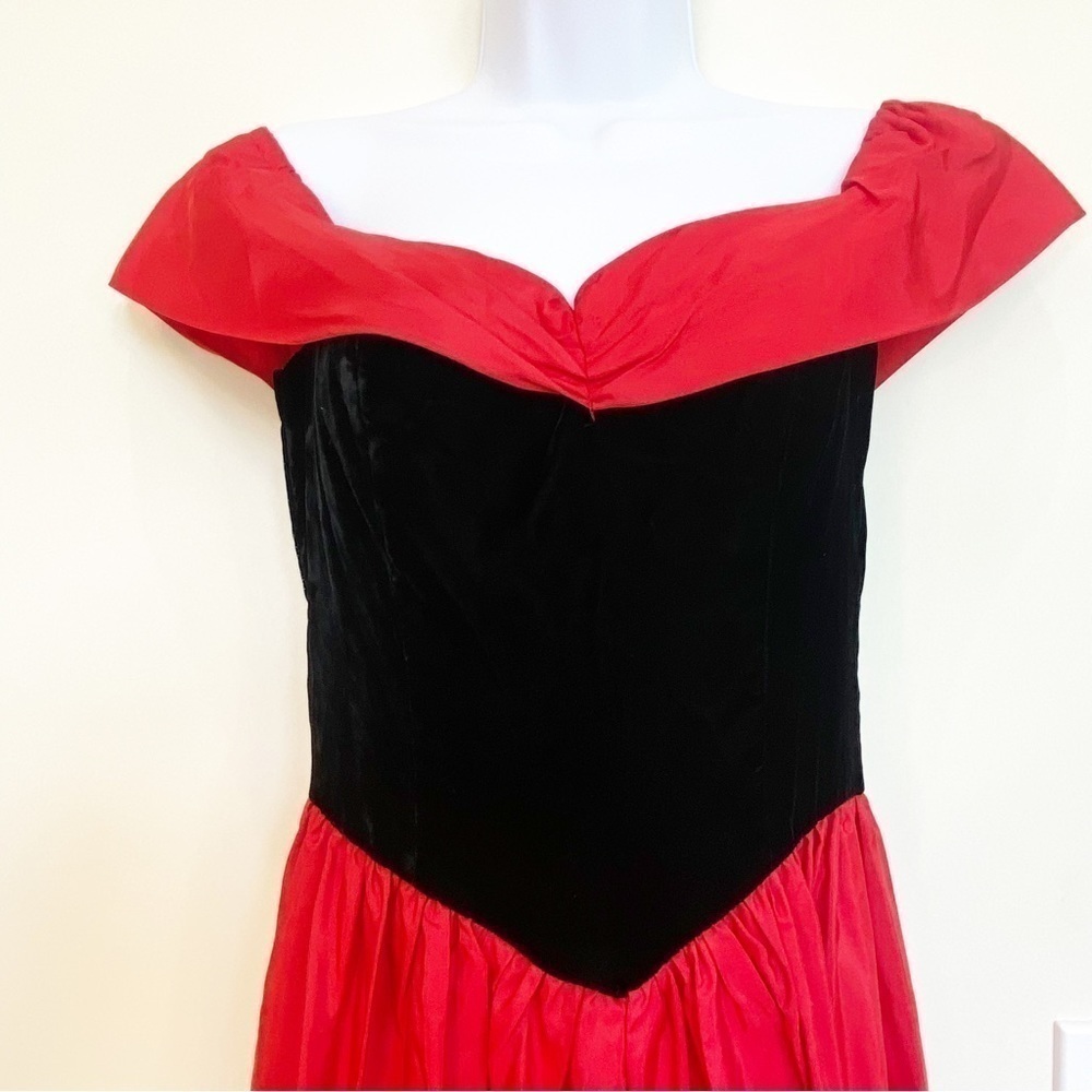 DANCE ALLURE Vintage Velvet & Taffeta Maxi Dress 80s Cosplay Halloween Costume - Picture 2 of 16